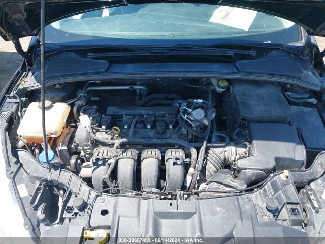 Ford FOCUS SE 2016 1FADP3F23GL394714 Image 10