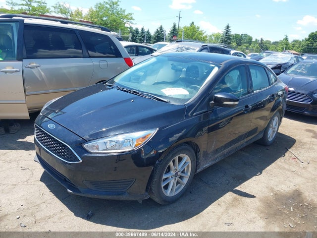 Ford FOCUS SE 2016 1FADP3F23GL394714 Image 2