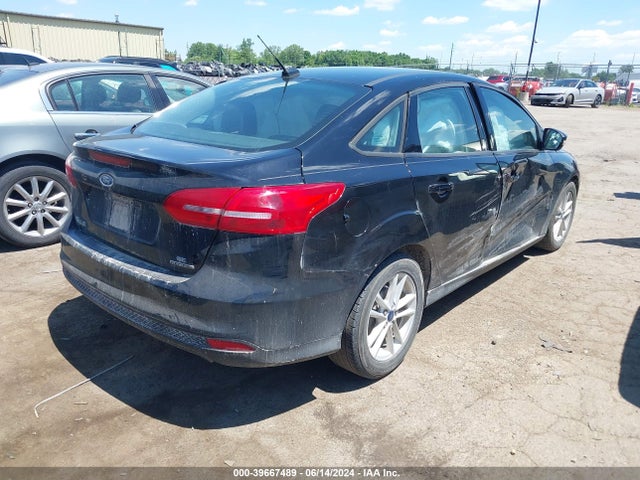 Ford FOCUS SE 2016 1FADP3F23GL394714 Image 4