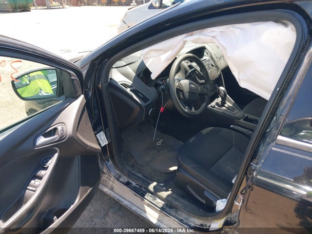 Ford FOCUS SE 2016 1FADP3F23GL394714 Image 5