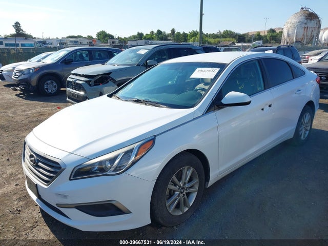 Hyundai SONATA SE 2017 5NPE24AF9HH454644 Image 2