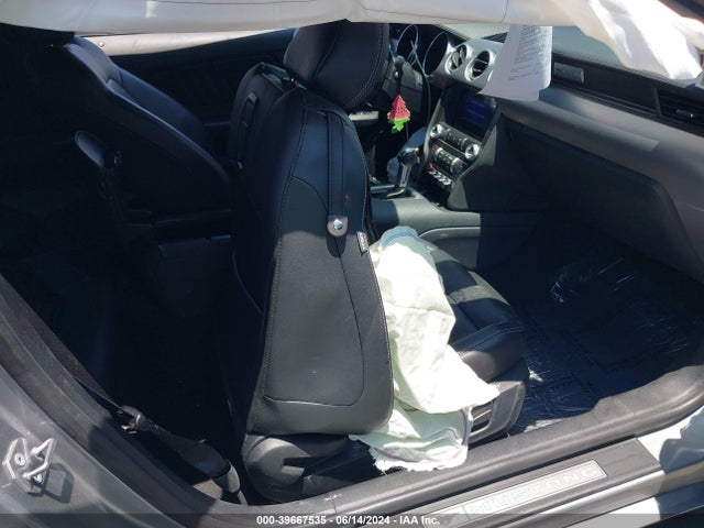 Ford Mustang Ecoboost Premium Fastback 2022 1FA6P8TH9N5115900 Image 5