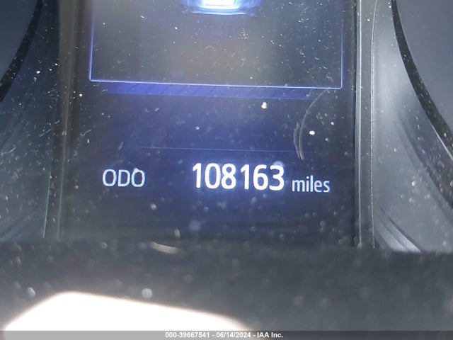 Toyota C-HR XLE 2018 NMTKHMBX7JR045050 Image 15