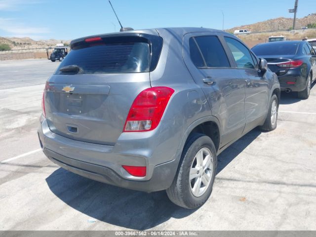 3GNCJKSB9LL335177 Chevrolet Trax Fwd Ls
