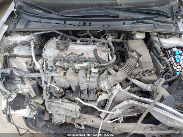 Toyota COROLLA SE 2019 5YFBURHE0KP899419 Image 10