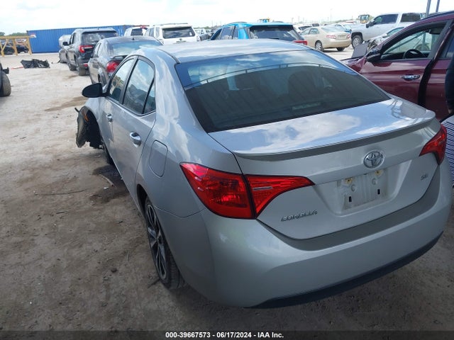 Toyota COROLLA SE 2019 5YFBURHE0KP899419 Image 3