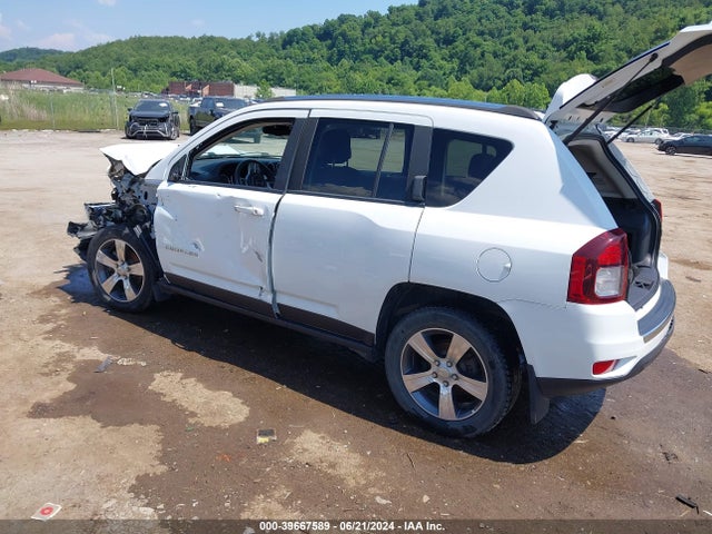 1C4NJDEB8GD558542 Jeep Compass High Altitude Edition