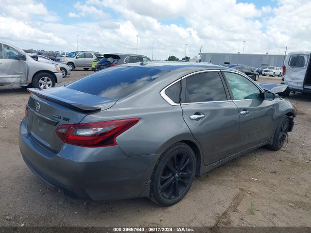 Nissan Altima 2.5 Sr 2018 1N4AL3AP7JC294057 Image 4