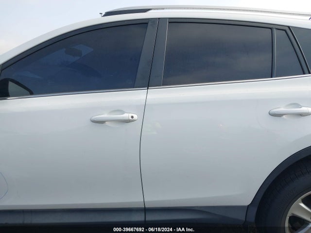 Toyota Rav4 Xle 2015 2T3WFREV9FW165941 Image 15