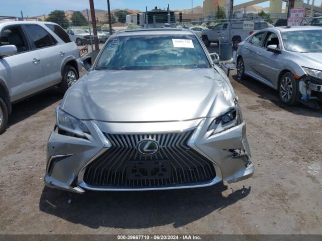 58AD11D12MU001046 Lexus ES 250
