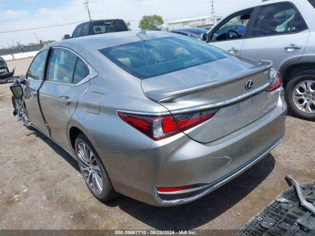 58AD11D12MU001046 Lexus ES 250