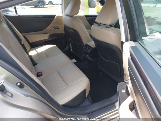 58AD11D12MU001046 Lexus ES 250