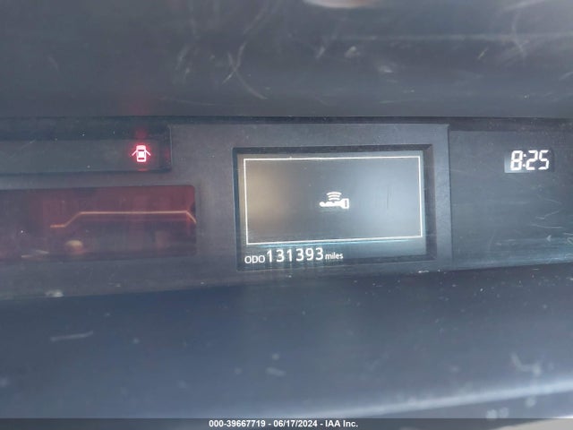 Toyota Prius V Four 2017 JTDZN3EU0HJ067919 Image 7