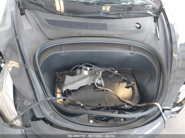 5YJ3E1EB6JF090823 Tesla Model 3 Long Range/performance