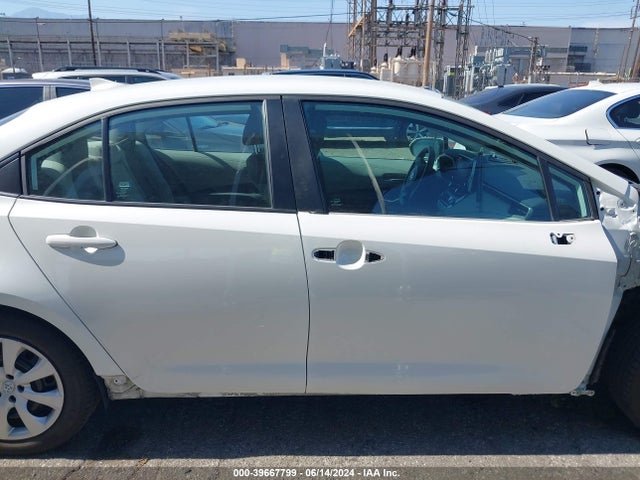 Toyota COROLLA LE 2021 5YFEPMAE1MP250149 Image 14