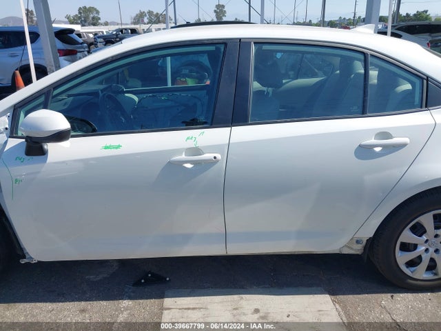 Toyota COROLLA LE 2021 5YFEPMAE1MP250149 Image 15