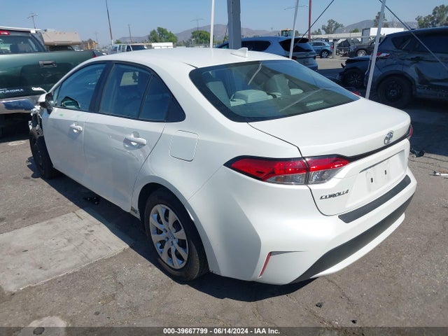 Toyota COROLLA LE 2021 5YFEPMAE1MP250149 Image 3