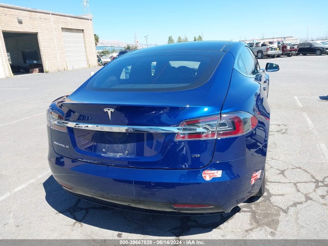 Tesla Model S 60/70/75/85 2016 5YJSA1E1XGF169628 Image 16