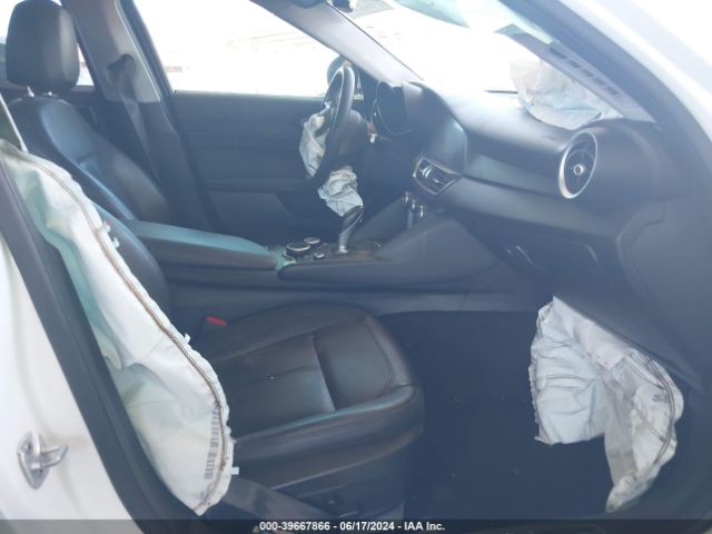 ZARFAEBN4H7562683 Alfa Romeo Giulia Rwd