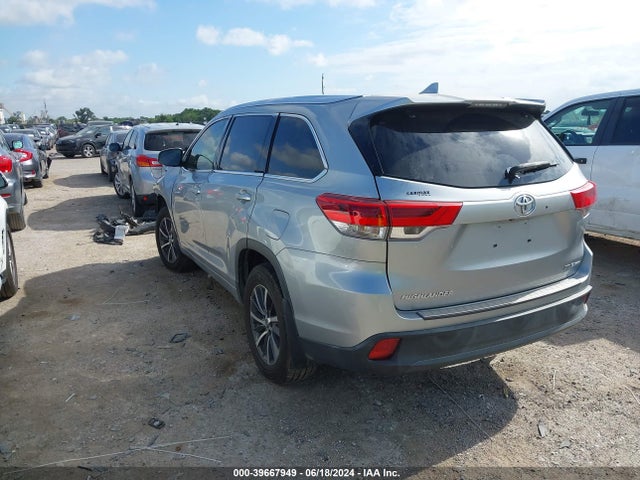 Toyota Highlander Xle 2018 5TDJZRFHXJS497231 Image 3