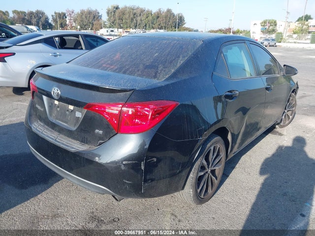 Toyota COROLLA SE 2017 5YFBURHE5HP677063 Image 4