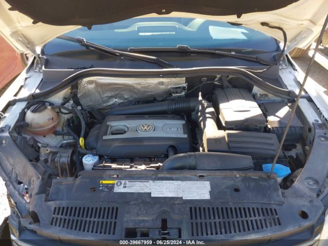 WVGBV7AX9FW573088 Volkswagen TIGUAN SE