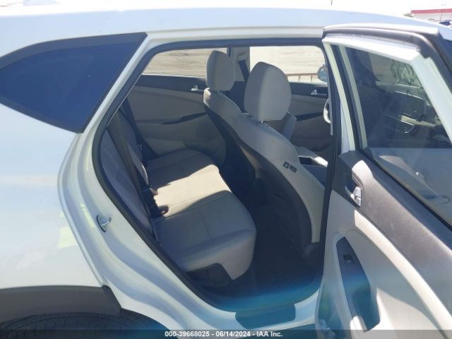 KM8J23A47KU922404 Hyundai TUCSON SE
