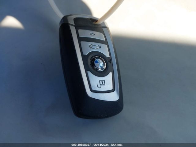 WBA5B1C54ED480733 BMW 535i