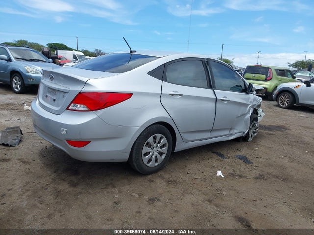 Hyundai ACCENT SE 2016 KMHCT4AE1GU078873 Image 4