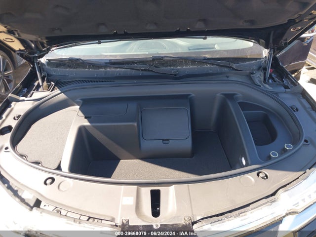 Vinfast Vf 8 Eco 2023 RLLV1AEB0PH003176 Image 10