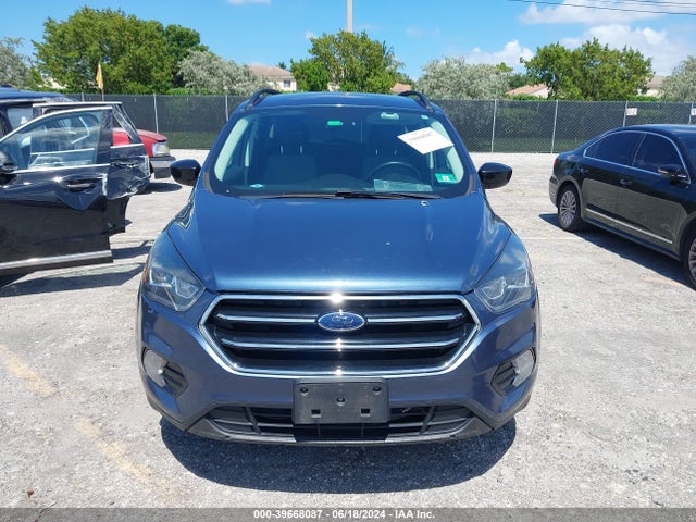 Ford ESCAPE SE 2018 1FMCU9GD0JUB69391 Image 6