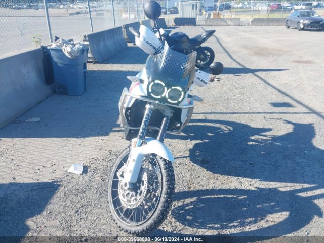 2023 DUCATI DESERT X ZDMXANDT0PB003254 Photo 4