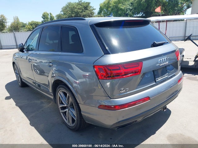 Audi Q7 3.0t Premium 2018 WA1VABF71JD013265 Image 3