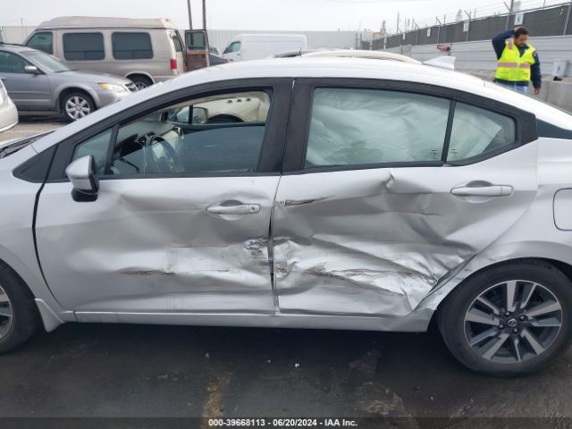 3N1CN8EV6ML880571 Nissan Versa Sv Xtronic Cvt