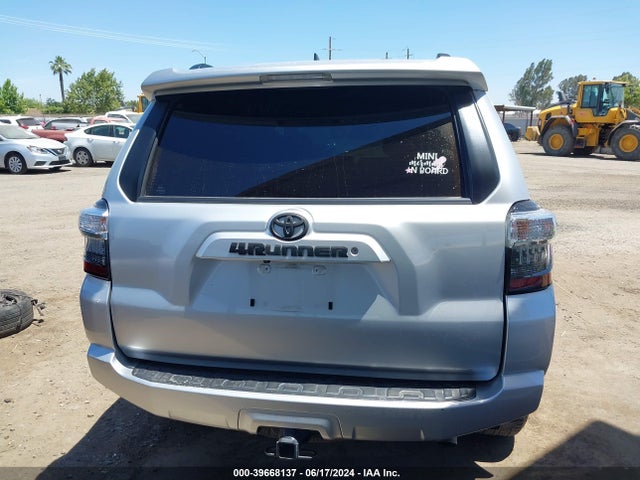 Toyota 4RUNNER SR5 2021 JTEMU5JR8M5850382 Image 16