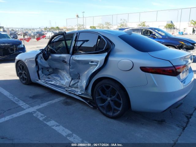 ZARFAMANXL7634166 Alfa Romeo Giulia Rwd