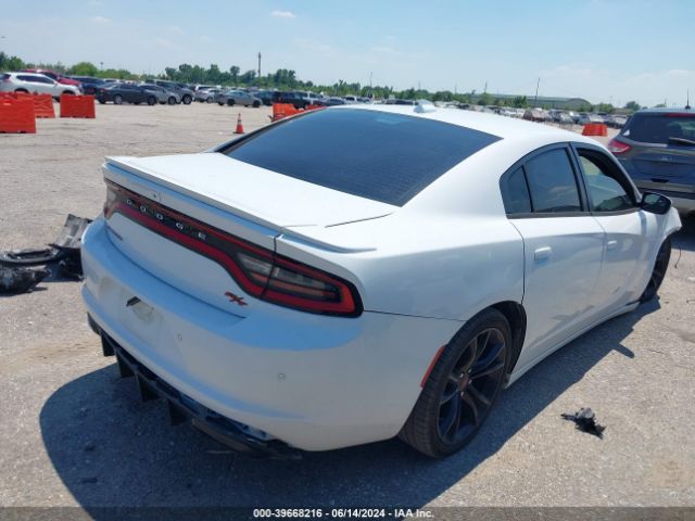 2C3CDXCT0FH886037 Dodge Charger Road/track