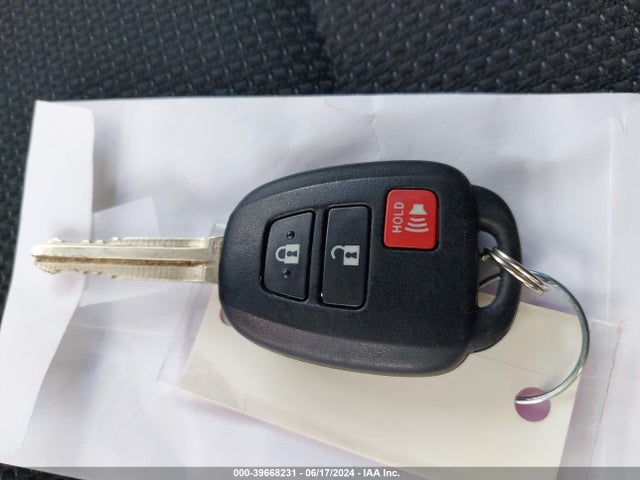 Toyota Rav4 Xle 2018 2T3WFREV6JW490085 Image 11