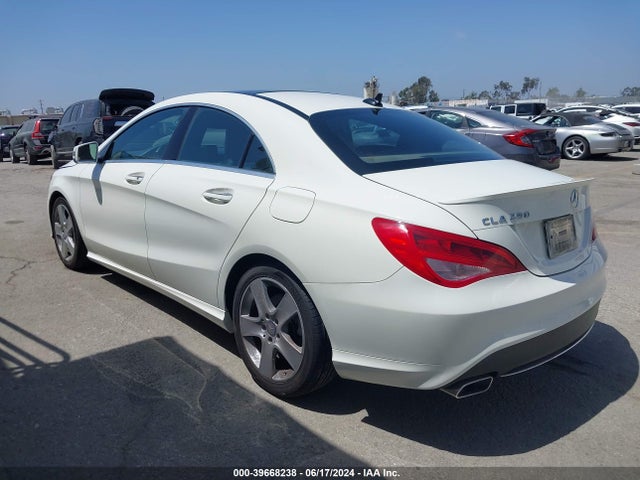 Mercedes-Benz CLA 250 2016 WDDSJ4EB3GN330080 Image 3
