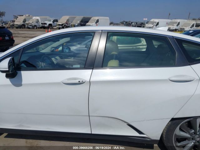 JHMZC5F39JC016368 Honda Clarity Plug-in Hybrid Touring