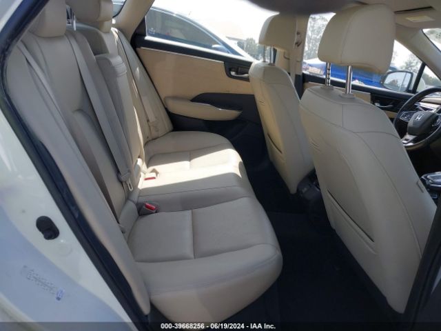 JHMZC5F39JC016368 Honda Clarity Plug-in Hybrid Touring
