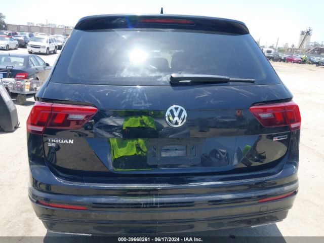 3VV2B7AX9MM045143 Volkswagen Tiguan 2.0t Se/2.0t Se R-line Black/2.0t Sel
