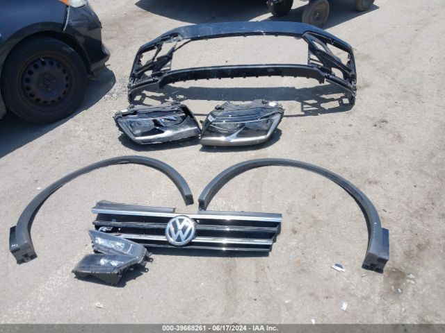 3VV2B7AX9MM045143 Volkswagen Tiguan 2.0t Se/2.0t Se R-line Black/2.0t Sel