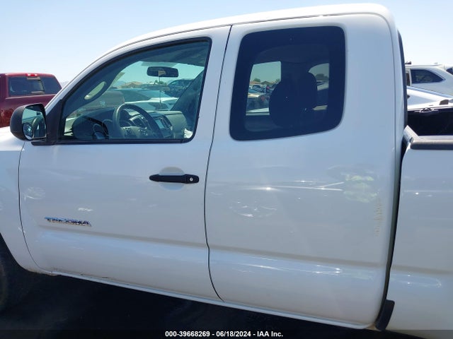 5TFTX4CN8FX052340 Toyota Tacoma
