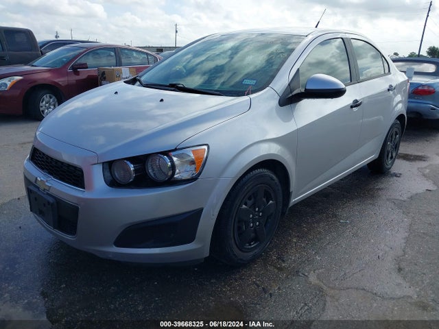 Chevrolet Sonic Ls Auto 2014 1G1JA5SH7E4145305 Image 2