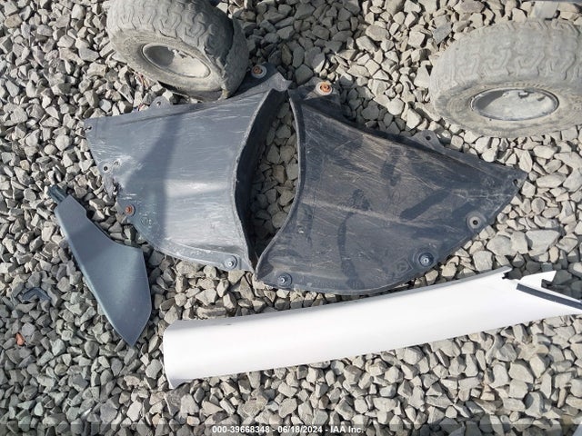 JM1BPAA76M1300440 Mazda Mazda3 2.0