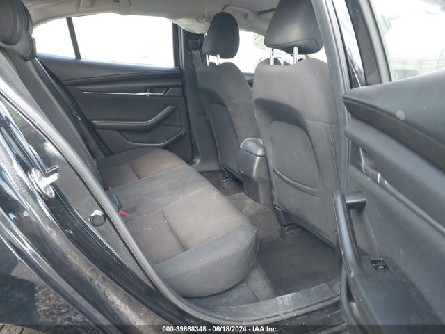 JM1BPAA76M1300440 Mazda Mazda3 2.0