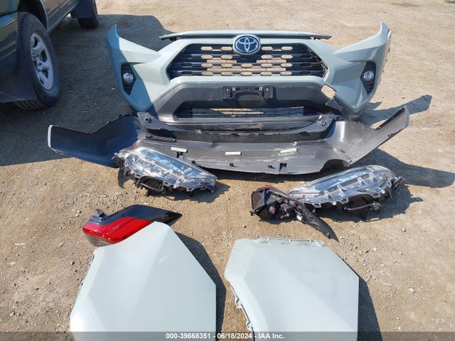 Toyota Rav4 Xle 2021 JTMW1RFV0MD069381 Image 12