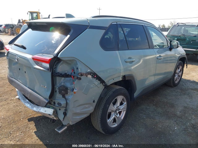 Toyota Rav4 Xle 2021 JTMW1RFV0MD069381 Image 4