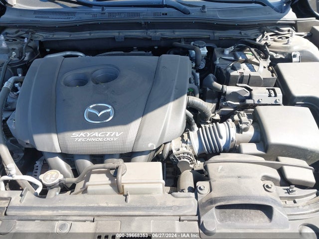 3MZBN1L32JM238238 Mazda Mazda3 Touring